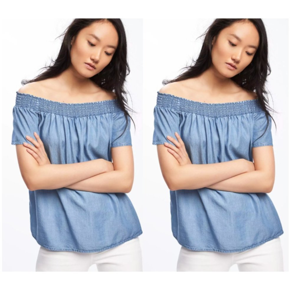 Old Navy Chambray off the shoulder top szM